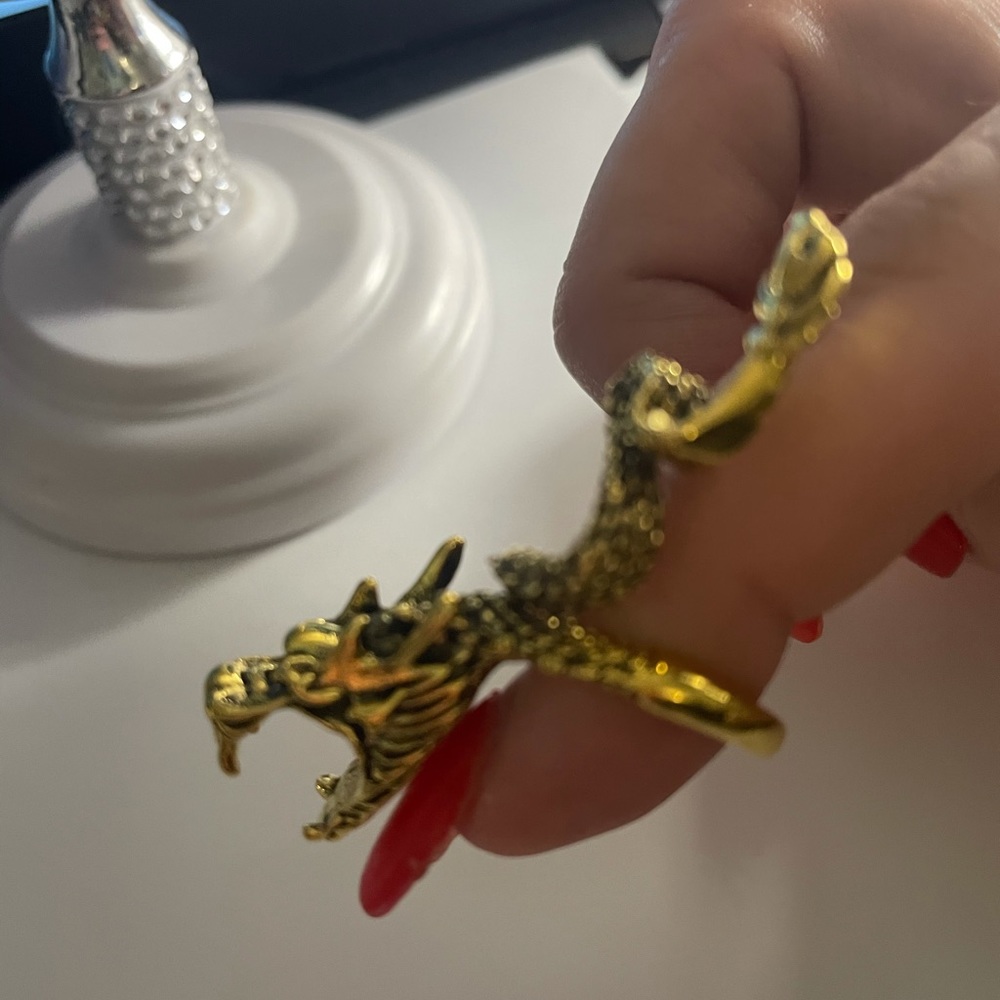 Dragon Smoke Ring